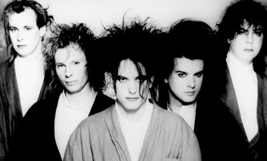 Watch the Cure perform after their induction to the Rock 